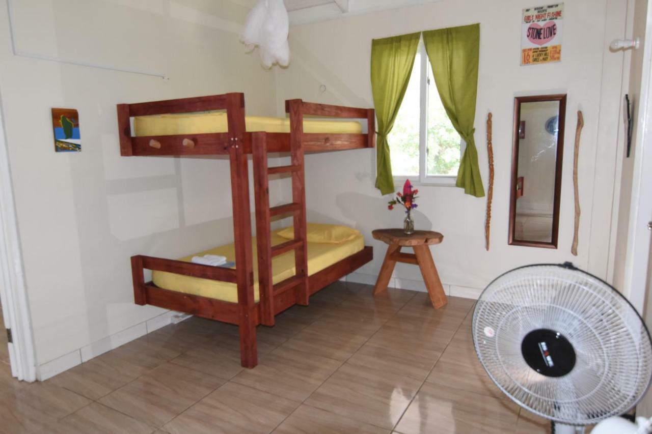 Soufriere Guesthouse Exterior foto